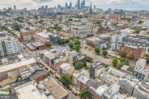 1226 4 St, Philadelphia PA 19147-0052 exterior