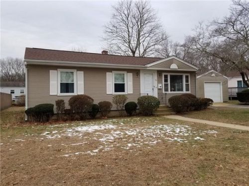 56 Maude Ave, Coventry, RI 02816-6369