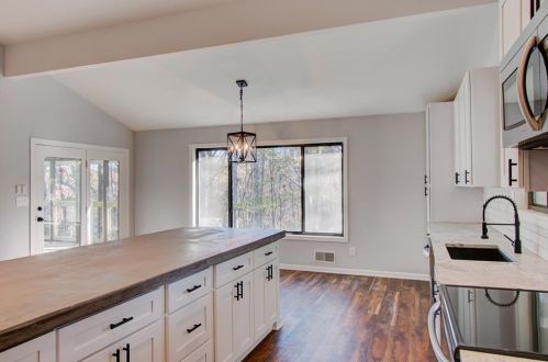 72 Trahlyta Trl, Dahlonega, GA 30533-0607