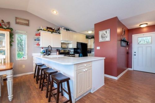 331 Song Bird Dr, Cleveland, GA 30528-2008