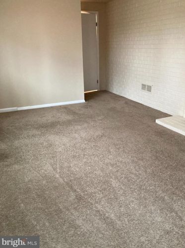 11400 Monticello Ave, Silver Spring MD 20902-3032 exterior