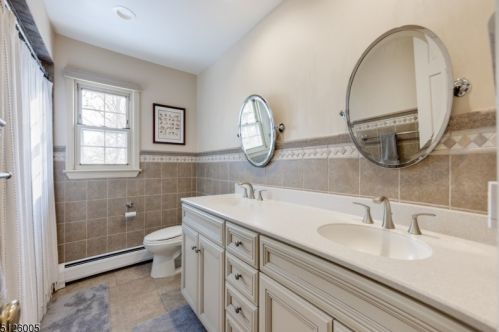 4 Tulip Ln, Dover NJ  07869-4773 exterior