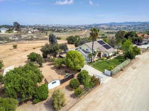 17216 Gamble Ave, Riverside CA  92504-9149 exterior