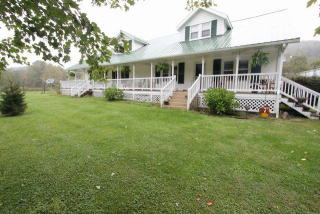 2258 Buck Mountain Rd, Troutdale, VA 24378-2605