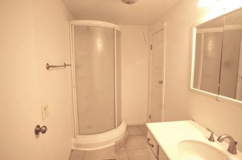 900 Spruce St, Riverside CA  92507-2503 exterior