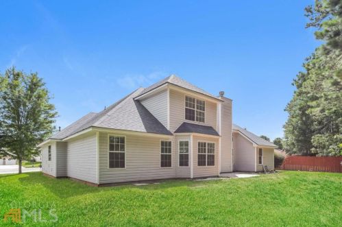 317 Randall Ct, Locust Grove GA  30248-7028 exterior