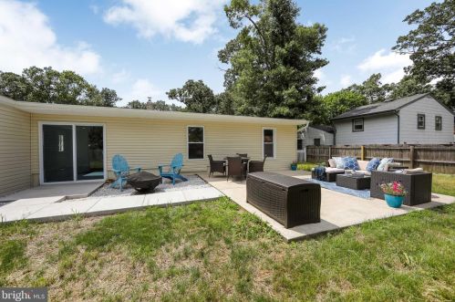 323 Timberline Dr, Mount Laurel NJ  08054-2136 exterior