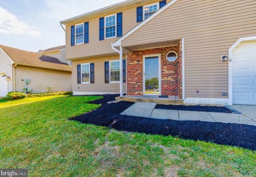 6 Sleepy Hollow Ln, Erial, NJ 08081-3914