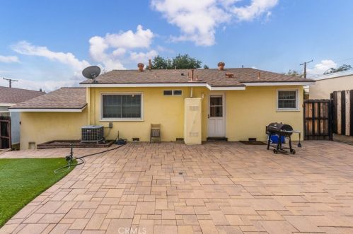 3637 1st Ave, Glendale CA  91214-2429 exterior