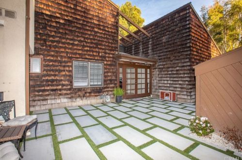 9439 Friendly Woods Ln, Whittier CA 90605-1657 exterior