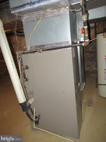 320 Middle St, Hanover PA 17331-3746 exterior