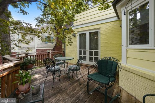 7308 Cedar Ave, Silver Spring MD 20912-4246 exterior