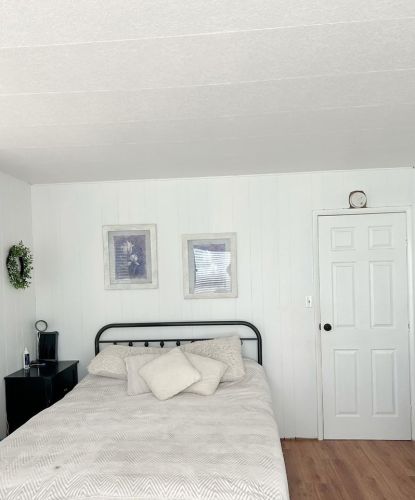 20330 Avenida Hacienda, Riverside CA  92508-2407 exterior