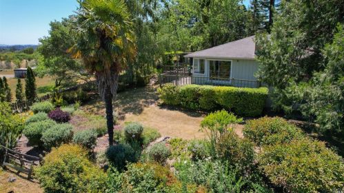 7470 Kennedy Rd, Sebastopol, CA 95472-5420