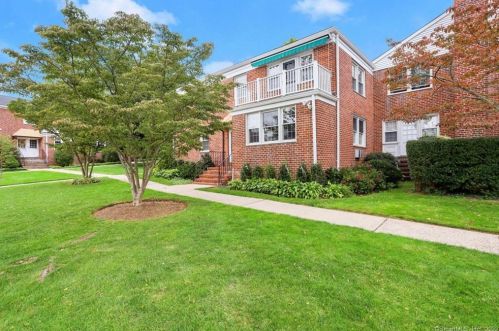 39 Putnam Park, Greenwich, CT 06830-5784