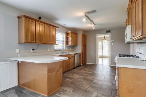 7026 Dalewood Ln, Dallas TX  75214-1809 exterior