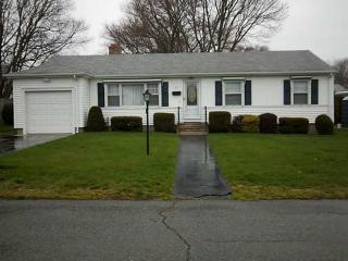 21 Garden Dr, East Providence, RI 02915-3003