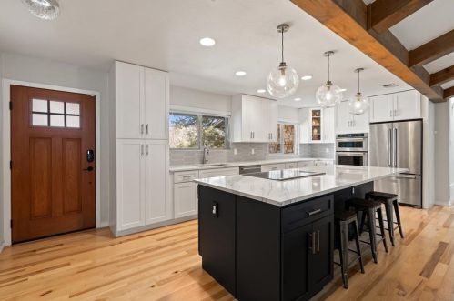 2301 Barton Hills Dr, Austin TX  78704-4501 exterior