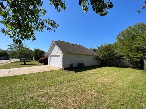 5255 Yellow Pine Dr, Mcdonough, GA 30252-6880