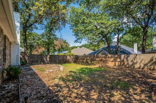 1621 Morrison Dr, Fort Worth TX  76112-3766 exterior