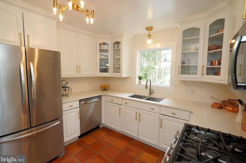 33 Wilder Ave, Princeton NJ  08540-0064 exterior