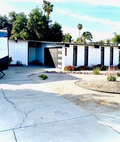 5989 Grand Ave, Riverside CA  92504-1370 exterior