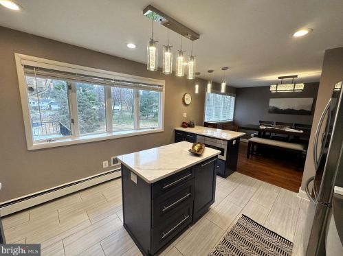 2304 Cloverdale Dr, Fallston MD  21047-1618 exterior