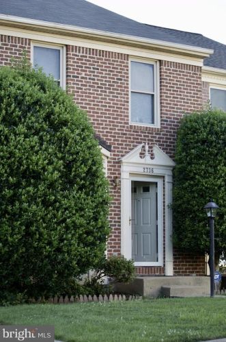 2736 Winston Ct, Woodbridge, VA 22191-5121