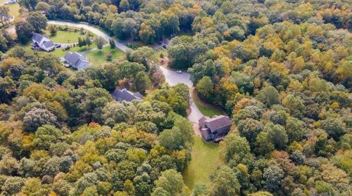 7 Lucienne Way, Gales Ferry, CT 06339-1680