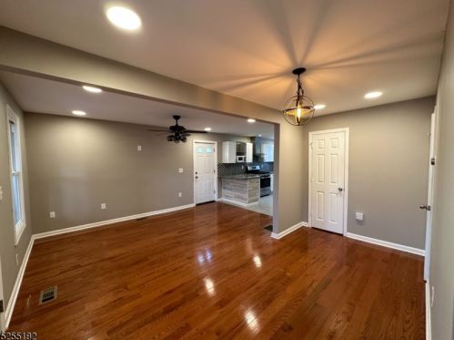 334 9th St, Paterson NJ  07508-2118 exterior