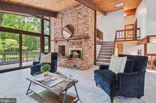 209 Bryants Nursery Rd, Silver Spring MD 20905-3840 exterior