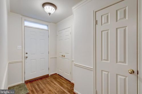 8731 Stone Hl Pl, Springfield VA  22153-1718 exterior