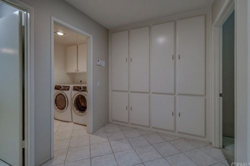 7 Deer Spg, Irvine CA  92604-3011 exterior