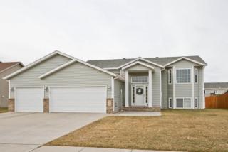 3523 Harrison St, Fargo, ND 58104-6998