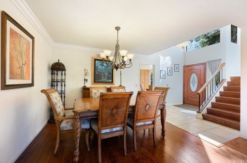 7315 Singingwood Dr, Anaheim CA 92808-1701 exterior