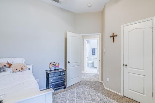 7308 Spring Oak Dr, North Richland Hills TX  76182-3708 exterior