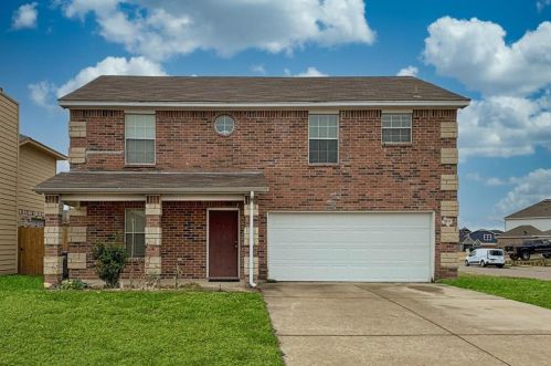 8133 Elvis Ct, Fort Worth TX  76134-4150 exterior