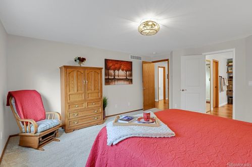 374 Wheat Berry Dr, Erie CO  80516-6824 exterior