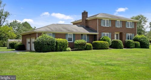 10711 Kettle Run Rd, Nokesville, VA 20181-1715