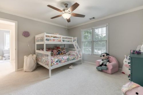 5105 Winding Rose Dr, Suwanee GA  30024-4063 exterior