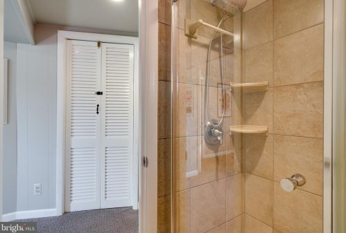 5408 Juliet St, Springfield VA  22151-2615 exterior