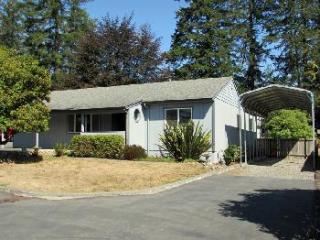 1016 7th St, Harbor, OR 97415-8228