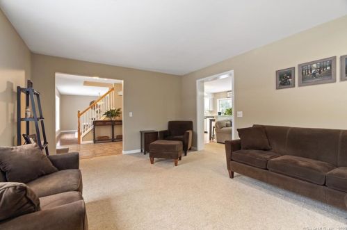 22 Little Falls Way, Durham CT  06422-2918 exterior