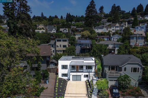 933 Oxford St, Berkeley CA  94707-2434 exterior