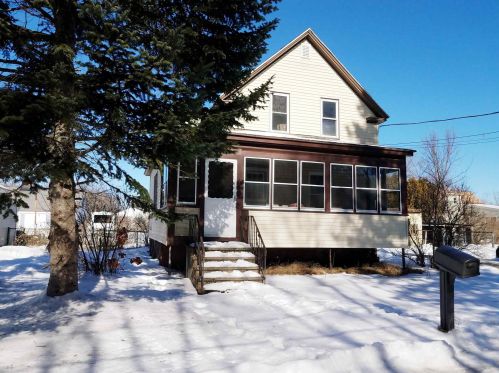 6 Brick St, Somersworth, NH 03878-2902