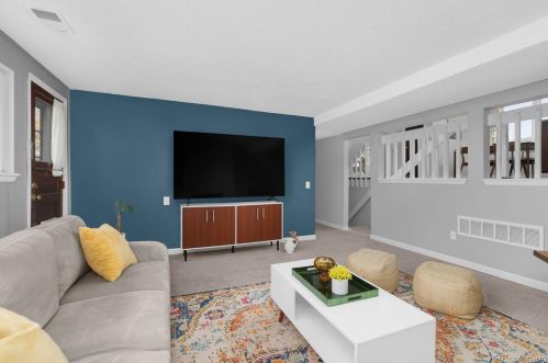 17225 Brown Cir, Aurora CO  80013-2104 exterior