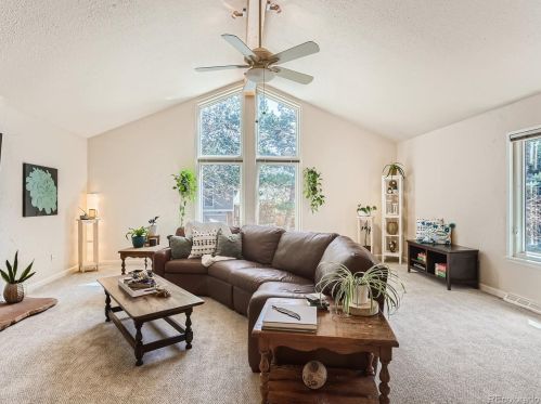 2731 Oakland Cir, Denver CO  80014-3136 exterior
