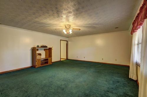 1821 New St, Conyers, GA 30012-3741