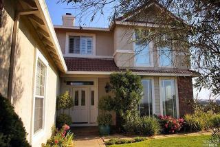 399 Knoll Dr, Fairfield, CA 94534-3106