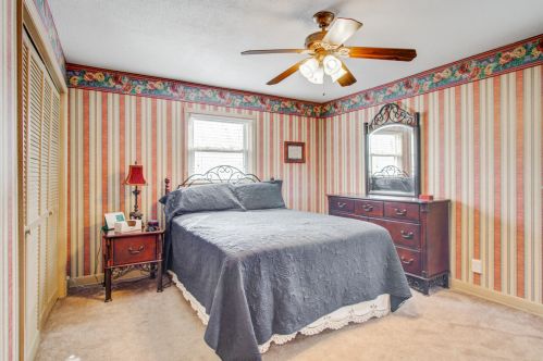 104 Claudia Dr, Ladson SC  29456-5413 exterior